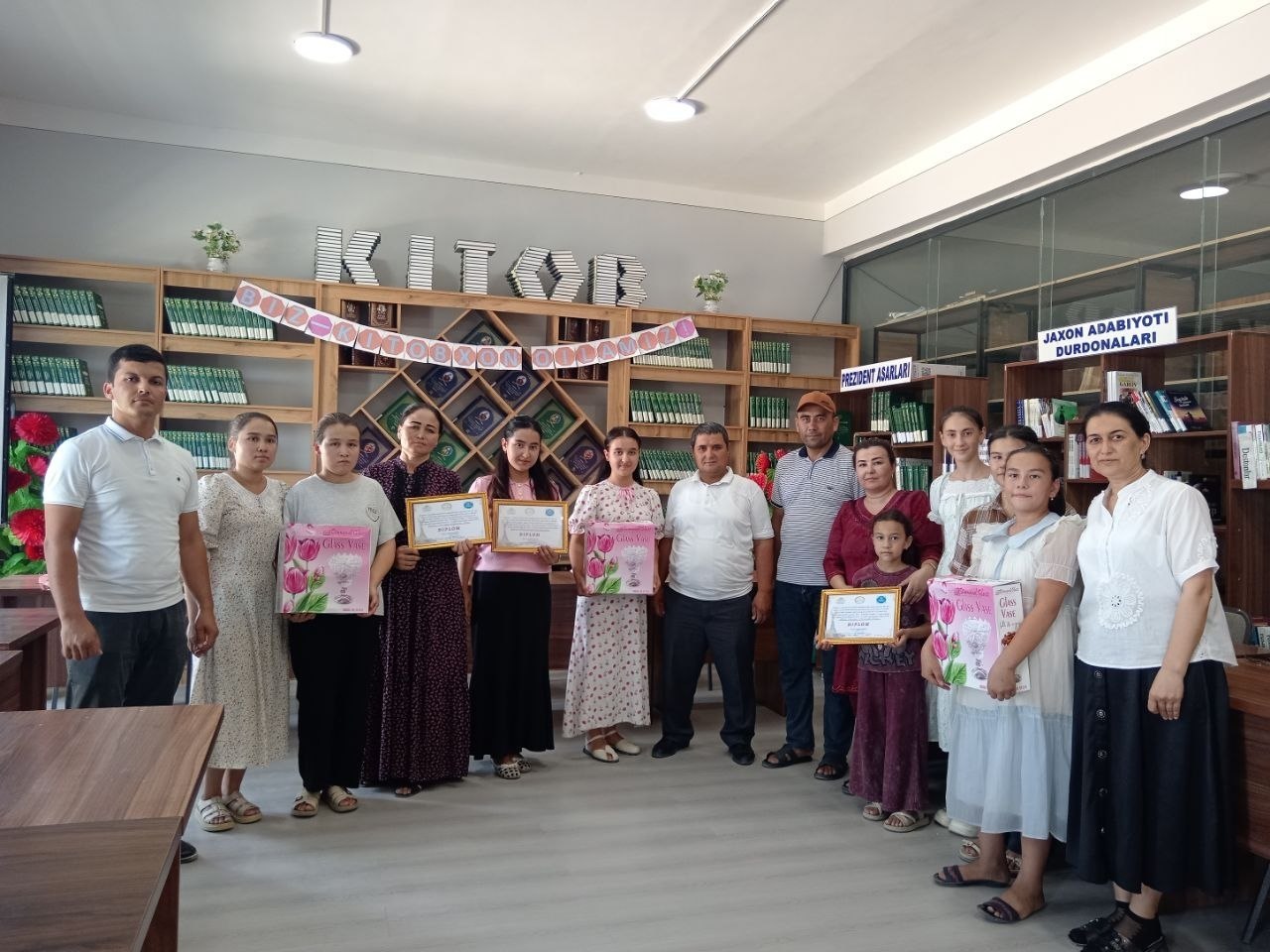 “Biz-kitobxon oilamiz”